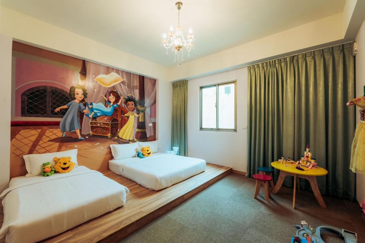 Elsa House Otel Tainan Dış mekan fotoğraf